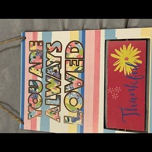 Some room decor for a girl room